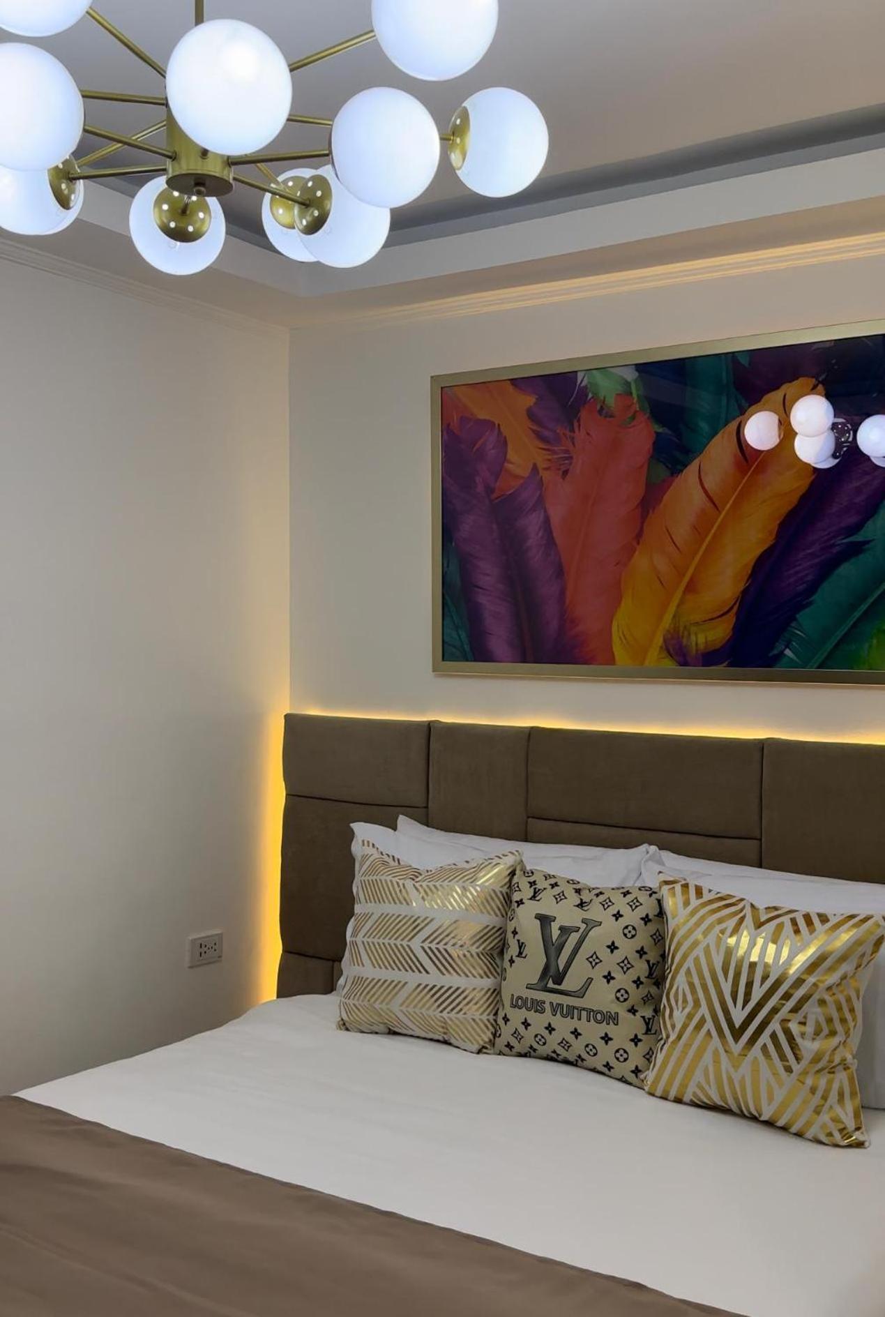 Makati Isabela Luxury Lägenhet Manila Exteriör bild